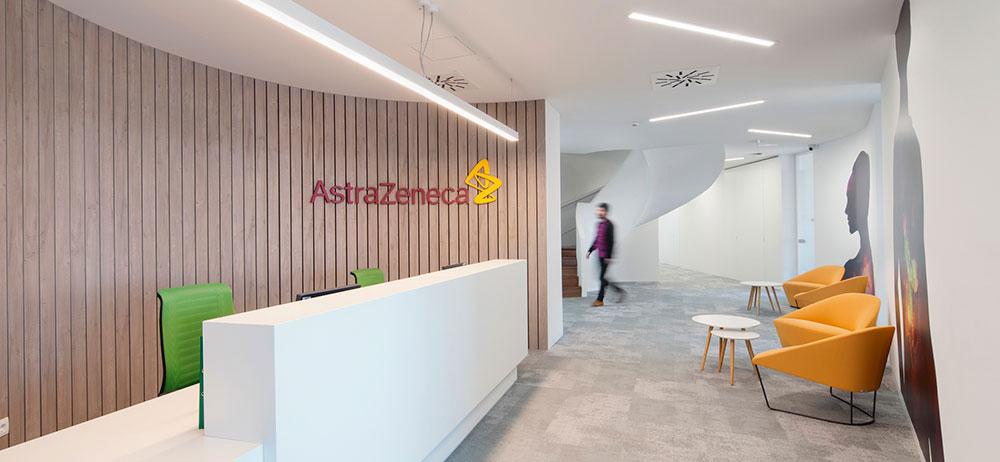 AstraZeneca paga muy bien sin renunciar a la igualdad