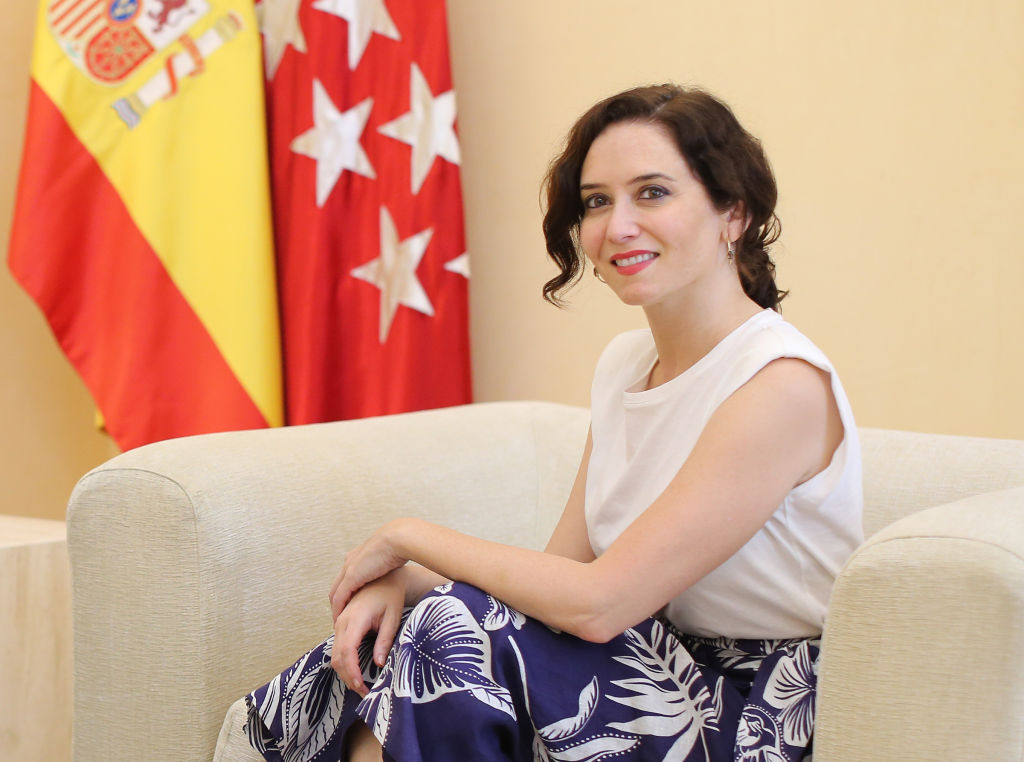 Qué es el Ayusocoin, la nueva criptomoneda con el nombre de la presidenta de la Comunidad de Madrid