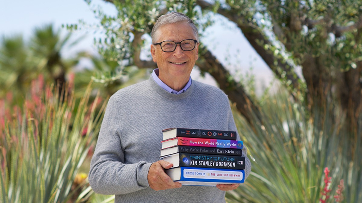 Los cinco libros que recomienda Bill Gates para este verano